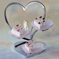 Metallic Base Silver - 3 Heart Floors For Wedding Cakes - Heart Design