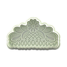 Plunger Cutter - Lace Ornament