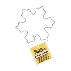 Резци на форми - Метален резец Wilton - снежинка 8.7 см